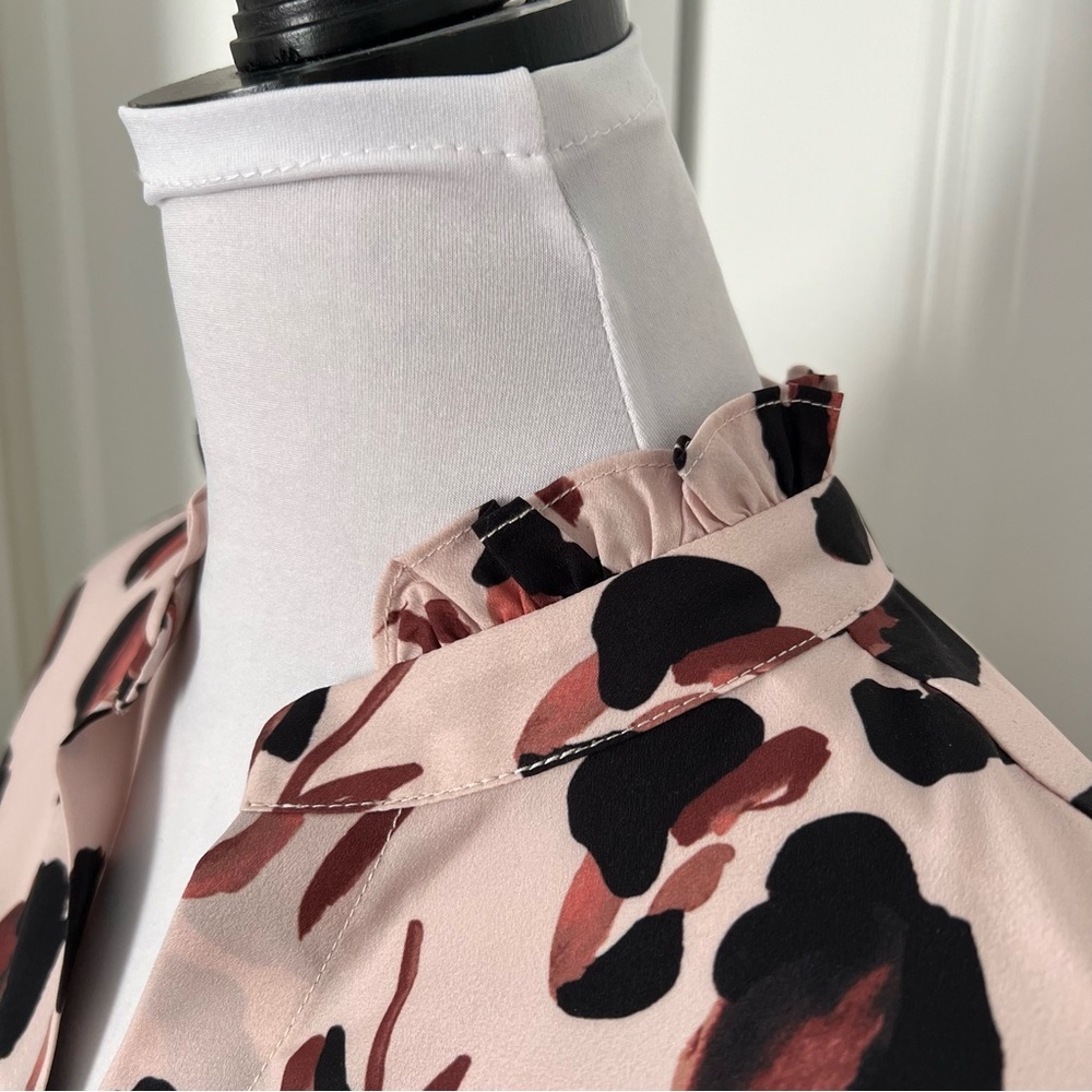 Eloquii Panthera Button Down w/ Ruffle Neck - NWT - Picture 7 of 15